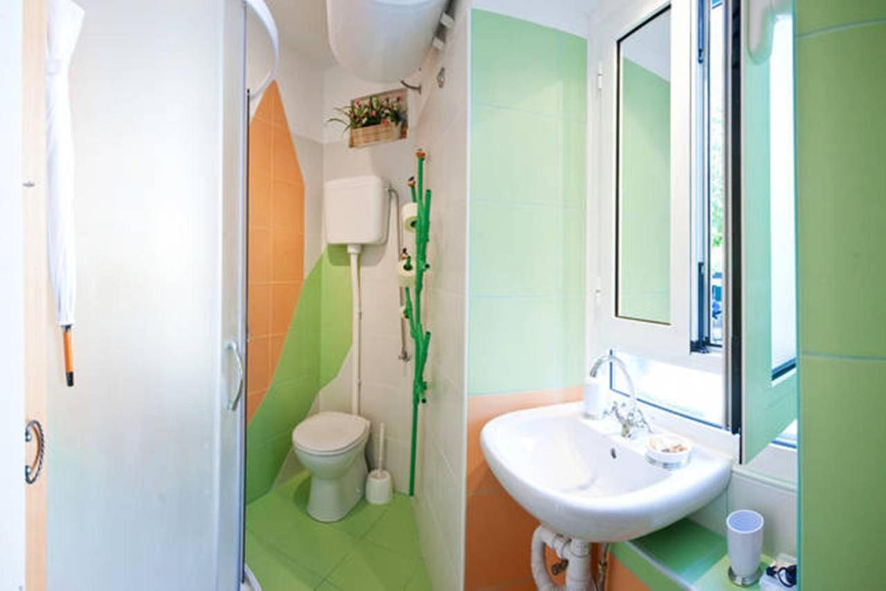 Studio Apartment Sretna Split Exterior photo